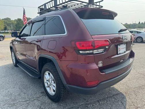 2020 Jeep Grand Cherokee Laredo