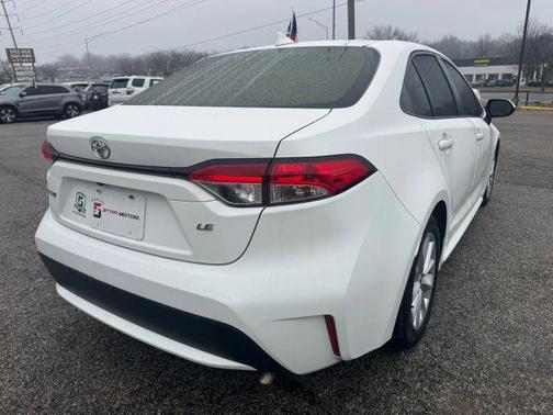2021 Toyota Corolla LE