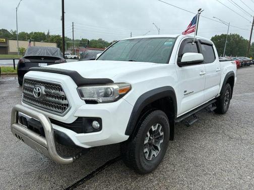 White 2017 Toyota Tacoma TRD Off Road