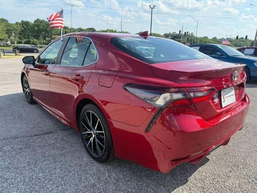 2021 Toyota Camry SE