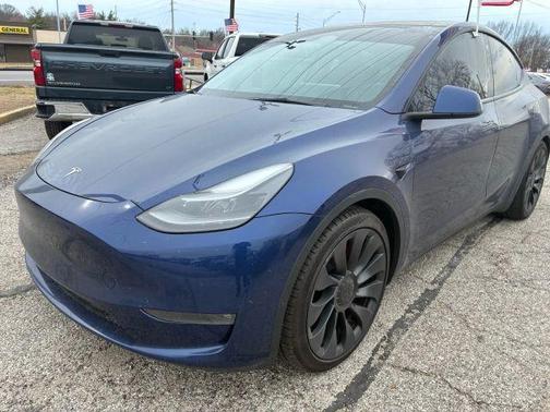 2023 Tesla Model Y Performance