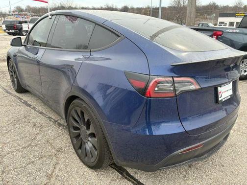 2023 Tesla Model Y Performance