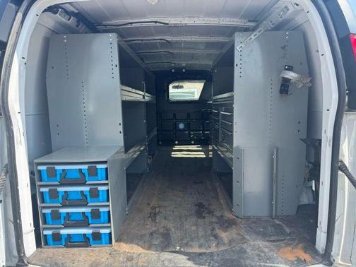 2023 GMC Savana 2500 Work Van