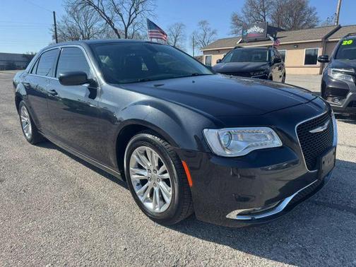 Gray 2018 Chrysler 300 Touring