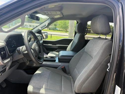 Black 2021 Ford F-150 XLT