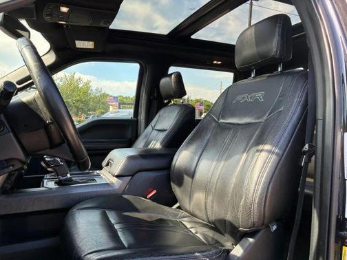 Black 2019 Ford F-150 XLT