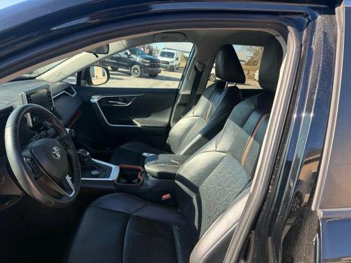 2020 Toyota RAV4 Adventure