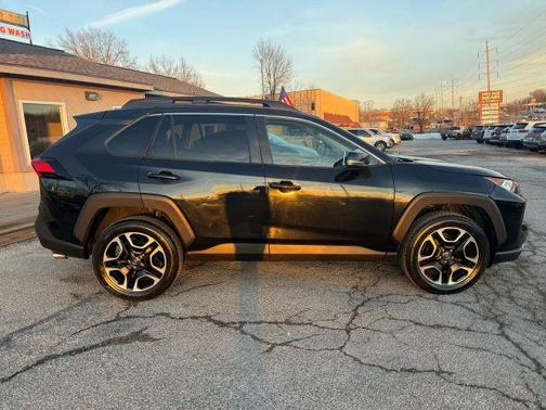 2020 Toyota RAV4 Adventure