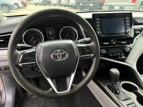 2023 Toyota Camry Hybrid LE