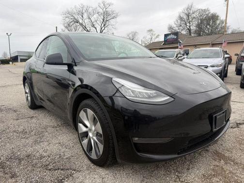 Black 2021 Tesla Model Y Long Range