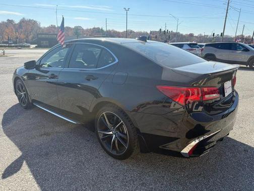 2018 Acura TLX V6 Advance