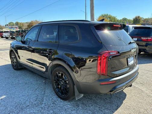 Black 2022 Kia Telluride SX