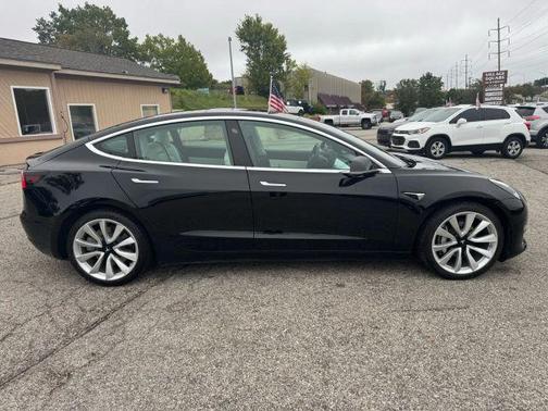 2019 Tesla Model 3 Long Range