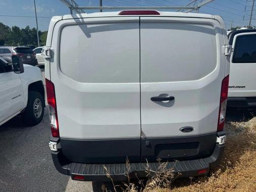 2017 Ford Transit-250 Base