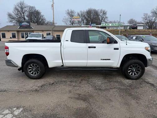 2019 Toyota Tundra SR5