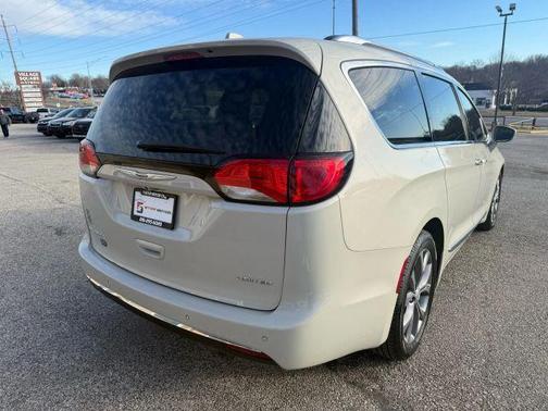 2019 Chrysler Pacifica Limited