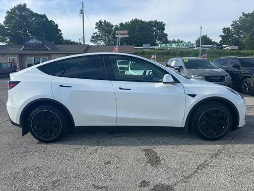 White 2021 Tesla Model Y Long Range