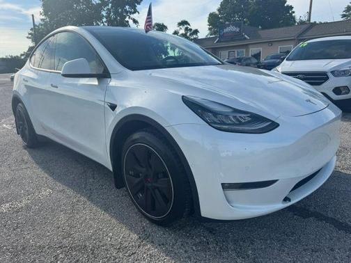 White 2021 Tesla Model Y Long Range