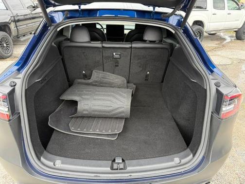 Black 2023 Tesla Model Y Long Range