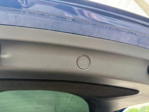 Black 2023 Tesla Model Y Long Range