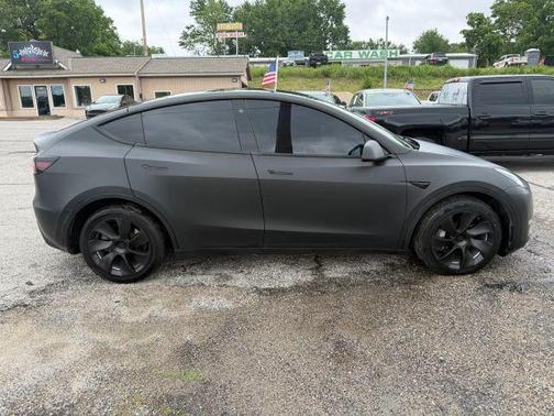 Black 2023 Tesla Model Y Long Range