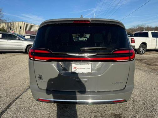2022 Chrysler Pacifica Limited