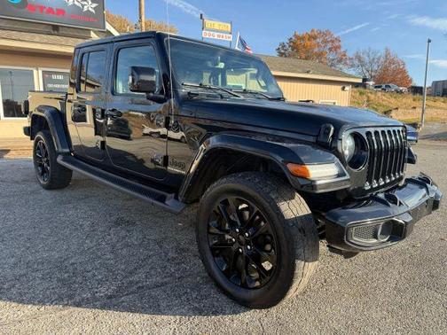 2023 Jeep Gladiator Overland