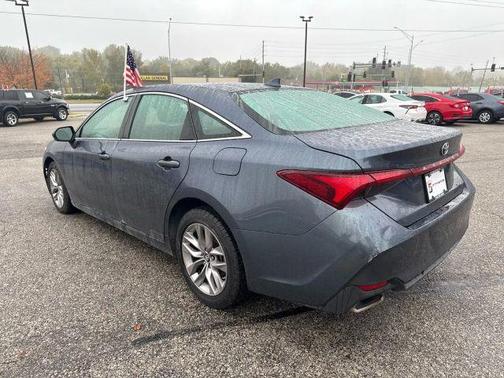 2019 Toyota Avalon XLE