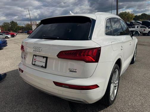 2018 Audi Q5 2.0T Premium Plus