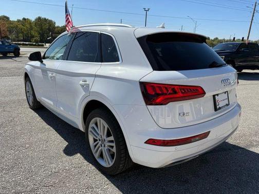 2018 Audi Q5 2.0T Premium Plus