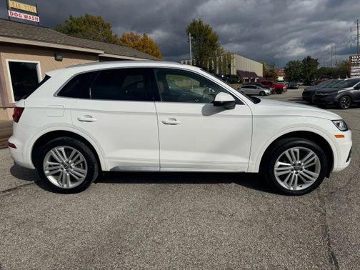 2018 Audi Q5 2.0T Premium Plus