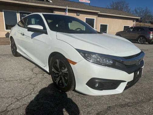 2017 Honda Civic Touring