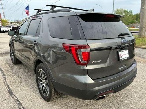 Gray 2016 Ford Explorer Sport