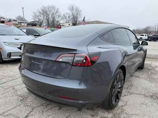 2023 Tesla Model 3 Performance