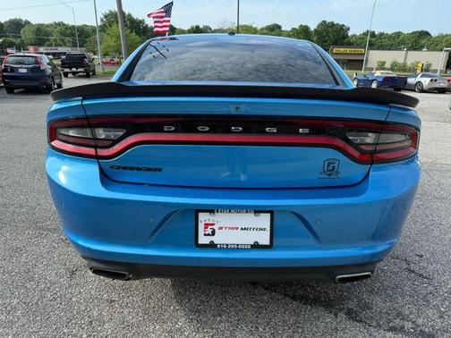 2018 Dodge Charger SXT