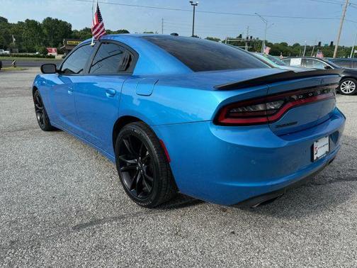 2018 Dodge Charger SXT