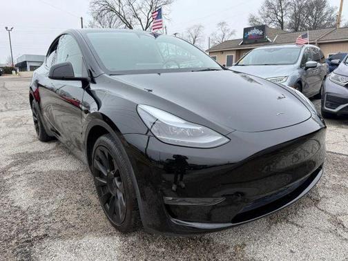 2023 Tesla Model Y Long Range