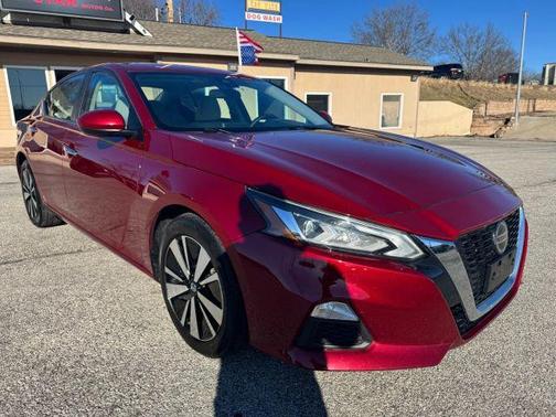 2022 Nissan Altima 2.5 SV