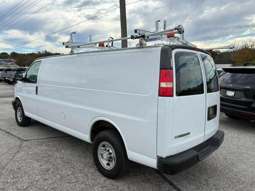 White 2016 Chevrolet Express 3500 Work Van