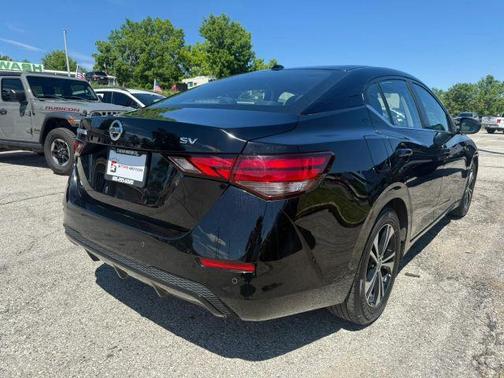 Black 2022 Nissan Sentra SV