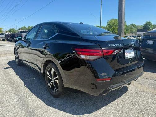 Black 2022 Nissan Sentra SV