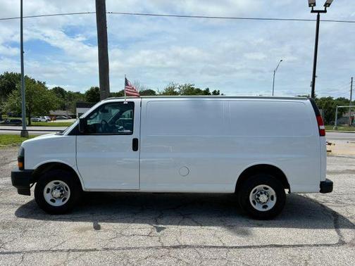 White 2022 Chevrolet Express 2500 Work Van