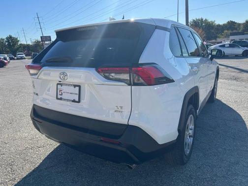 2023 Toyota RAV4 LE