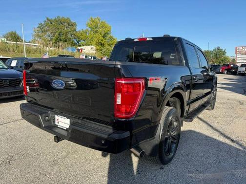 Black 2022 Ford F-150 XLT