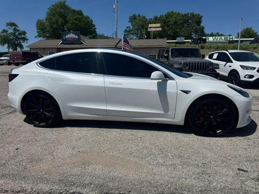 White 2019 Tesla Model 3 Performance