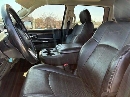 White 2018 RAM 1500 Laramie