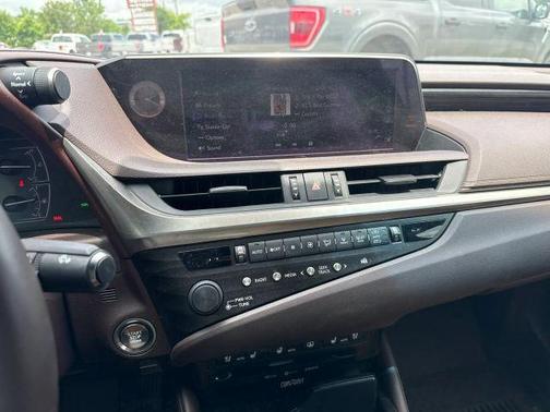 2019 Lexus ES 350 Luxury