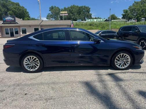 Blue 2019 Lexus ES 350 Luxury