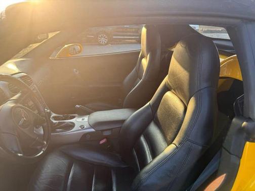 2005 Chevrolet Corvette Base