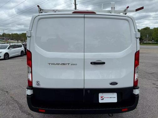 2020 Ford Transit-250 LOW ROOF W/RWB